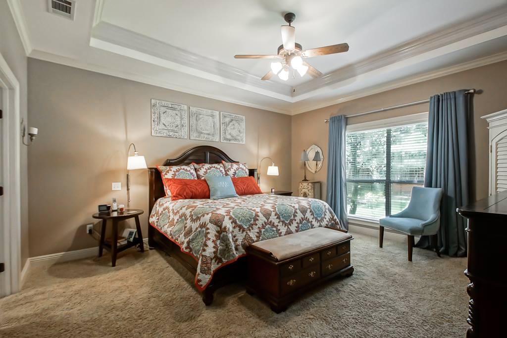 37309 S Lakeshore Ave, Prairieville, LA 70769