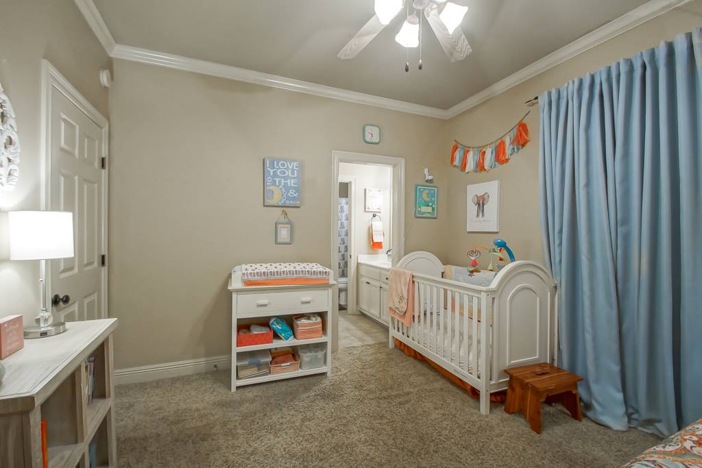 37309 S Lakeshore Ave, Prairieville, LA 70769