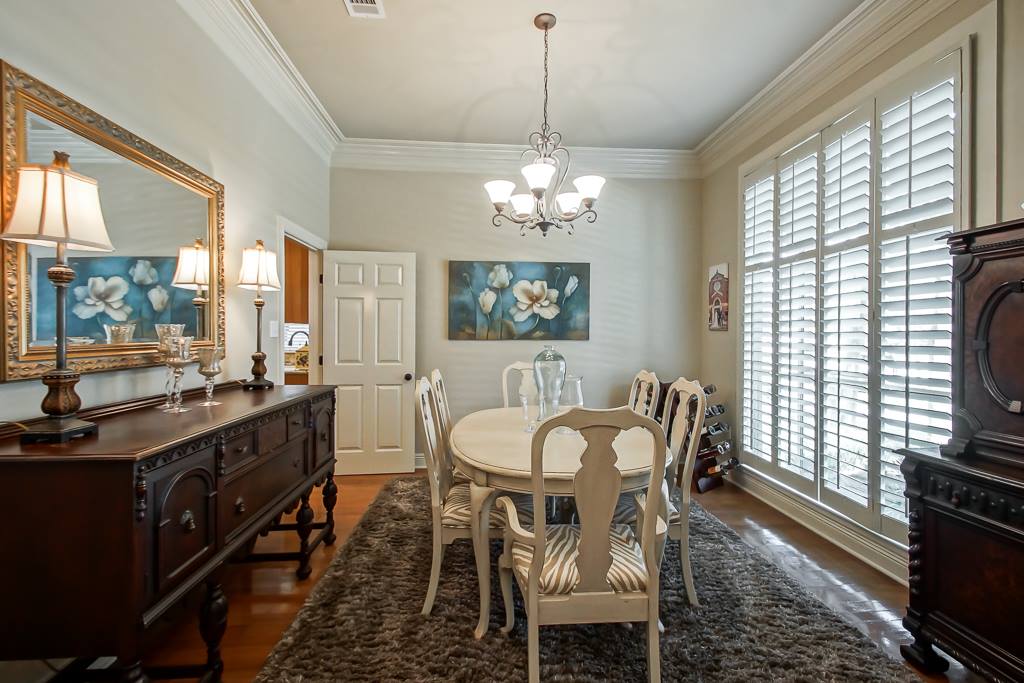 37309 S Lakeshore Ave, Prairieville, LA 70769