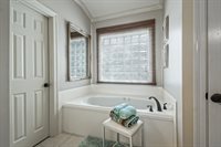 37309 S Lakeshore Ave, Prairieville, LA 70769