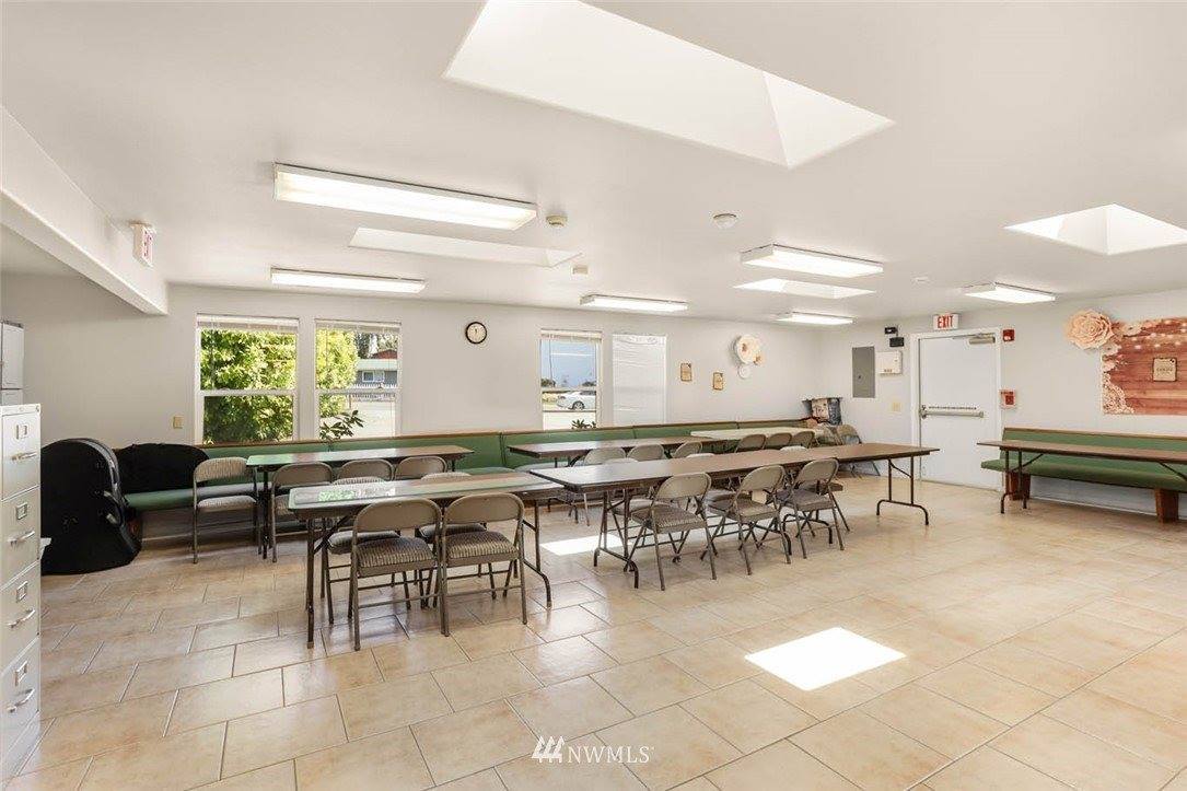 8704 3rd Avenue SE, Everett, WA 98208