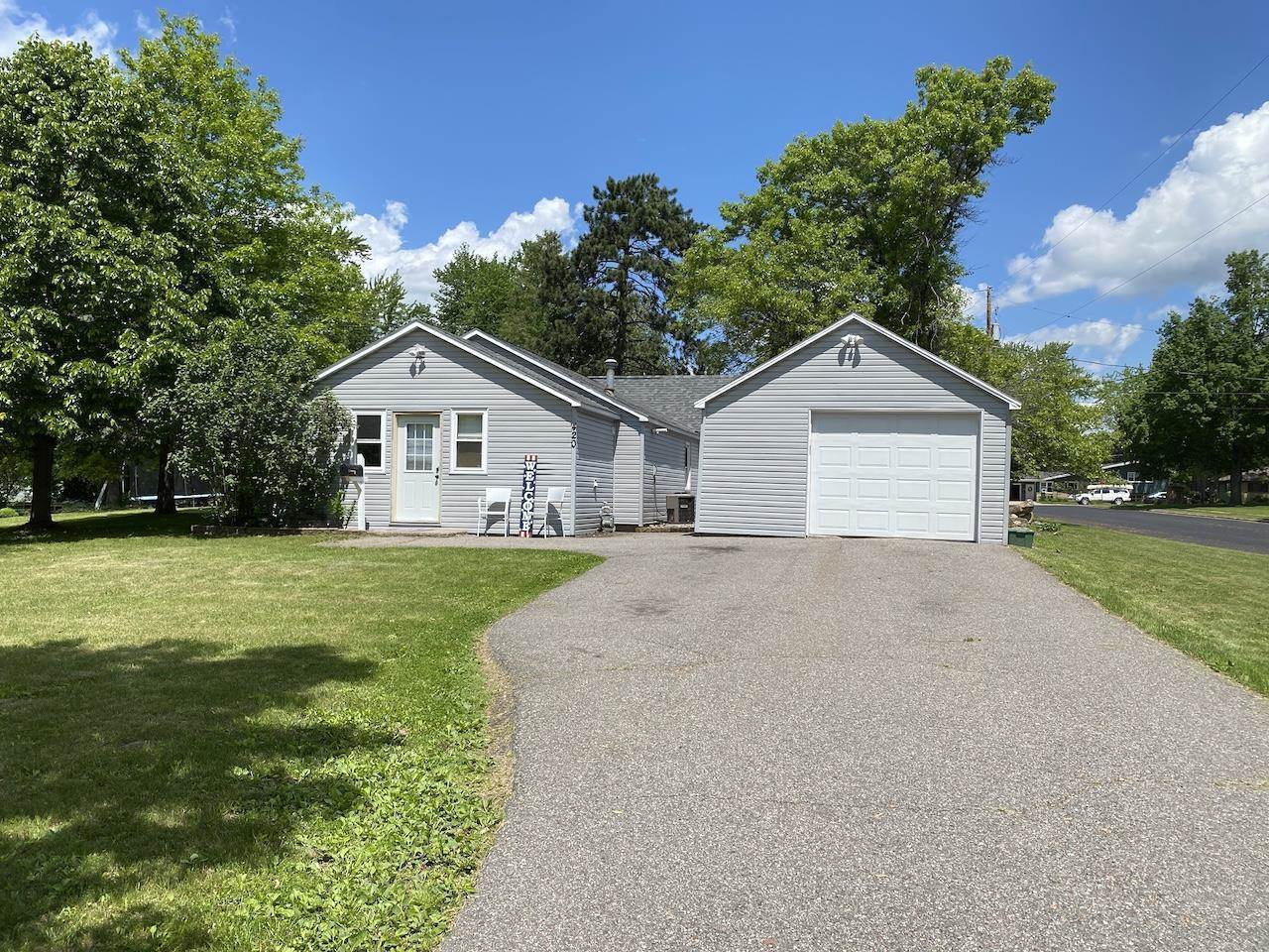 420 Becker Street, Rothschild, WI 54474