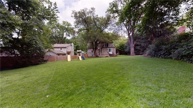 7538 Mohawk Drive, Prairie Village, KS 66208