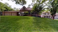 7538 Mohawk Drive, Prairie Village, KS 66208