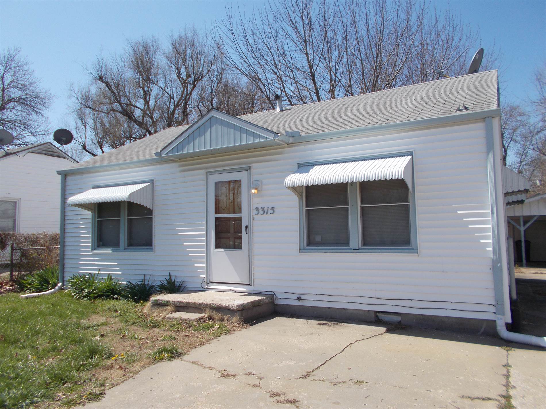 3315 SE Indiana Ave, Topeka, KS 66605