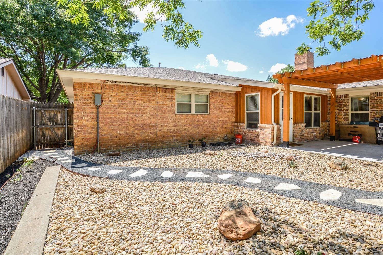 8905 Joliet Avenue, Lubbock, TX 79423