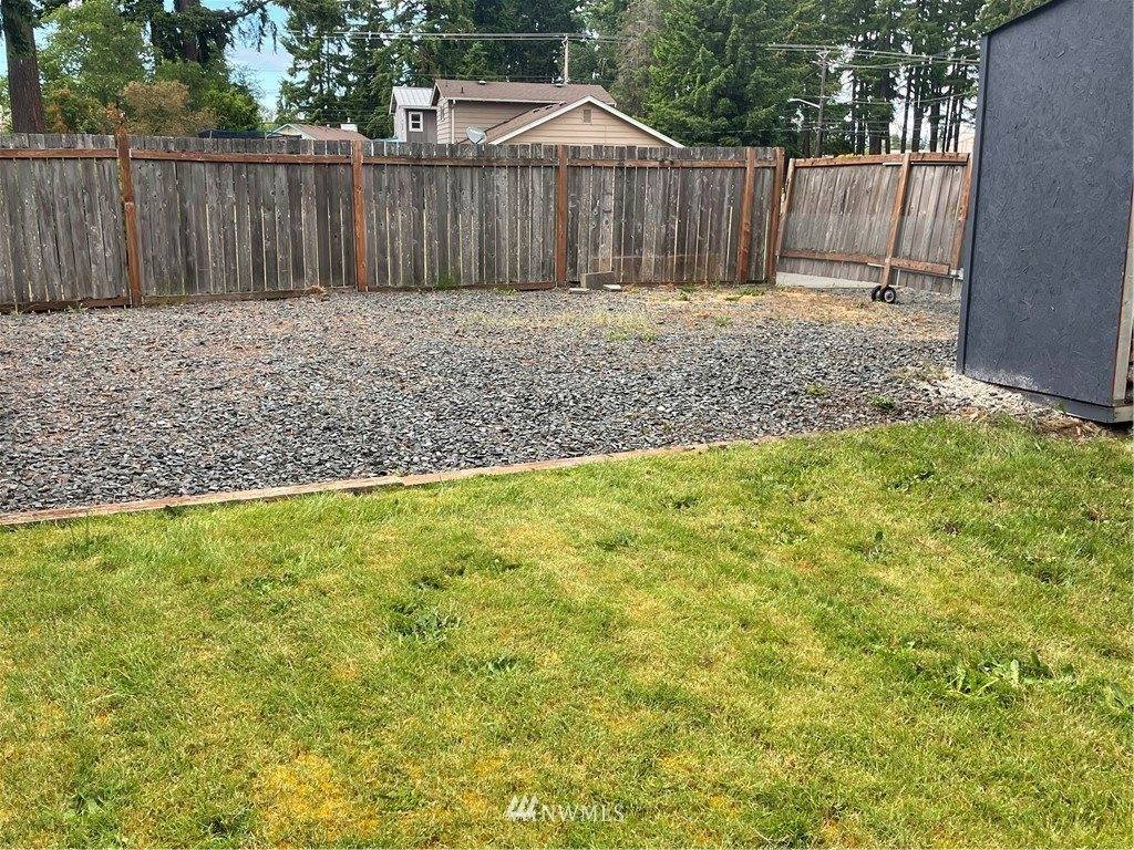 19301 Crescent Drive East, Spanaway, WA 98387