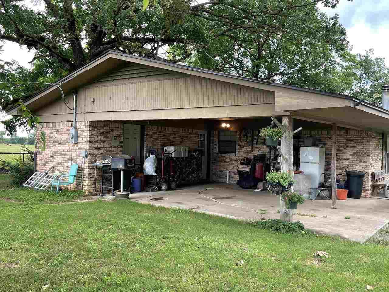 6240 FM 44 E, Simms, TX 75574