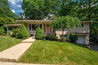 49 Churchill Dr, Norwood, MA 02062