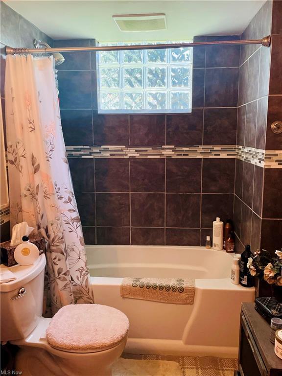 165 Aylesboro Avenue, Boardman, OH 44512