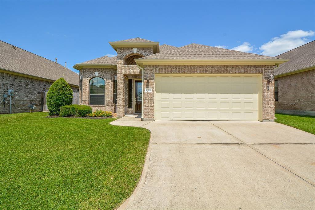 16218 Jordyn Lake Drive, Tomball, TX 77377