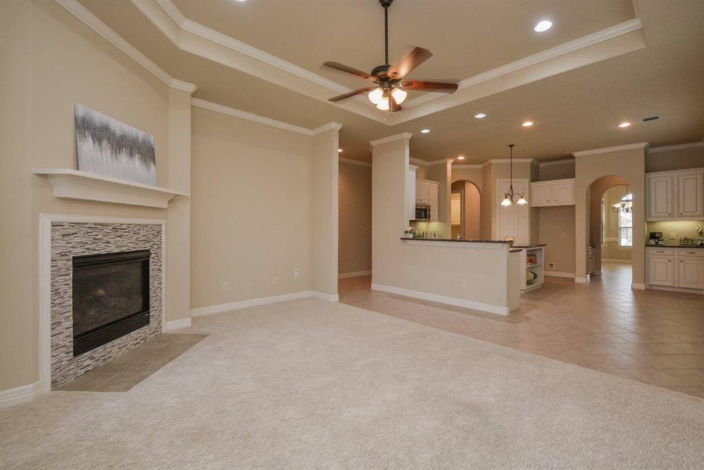 16218 Jordyn Lake Drive, Tomball, TX 77377