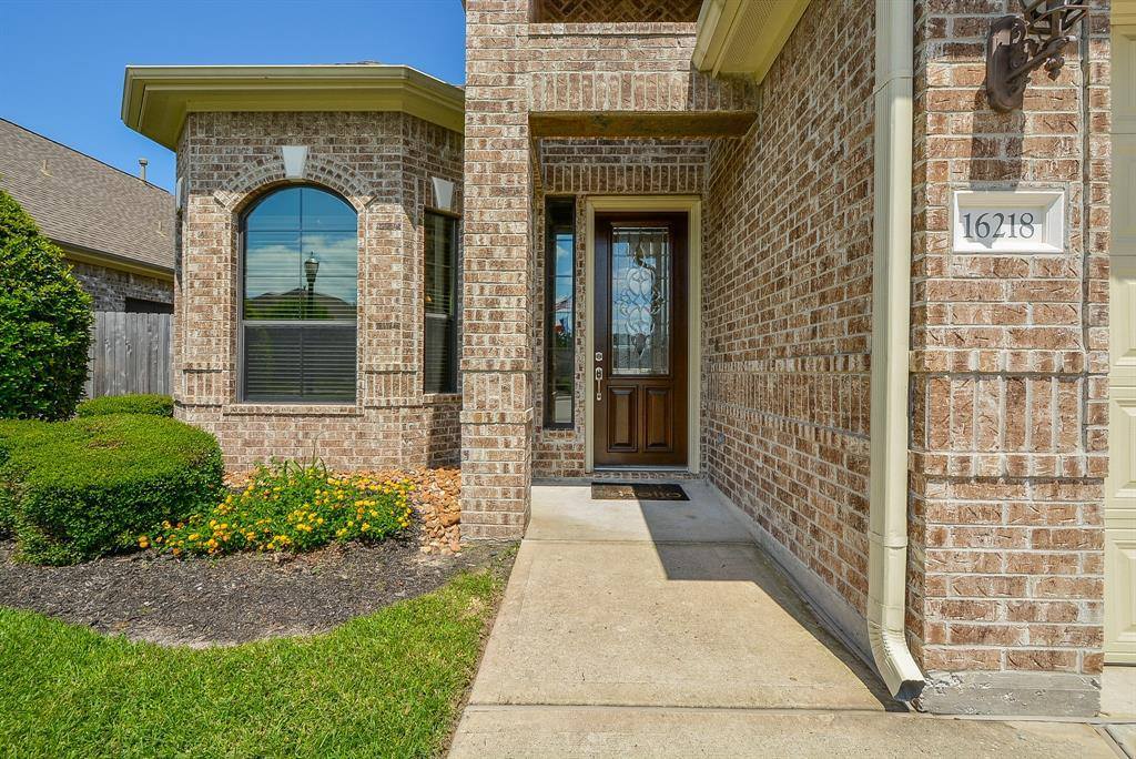 16218 Jordyn Lake Drive, Tomball, TX 77377