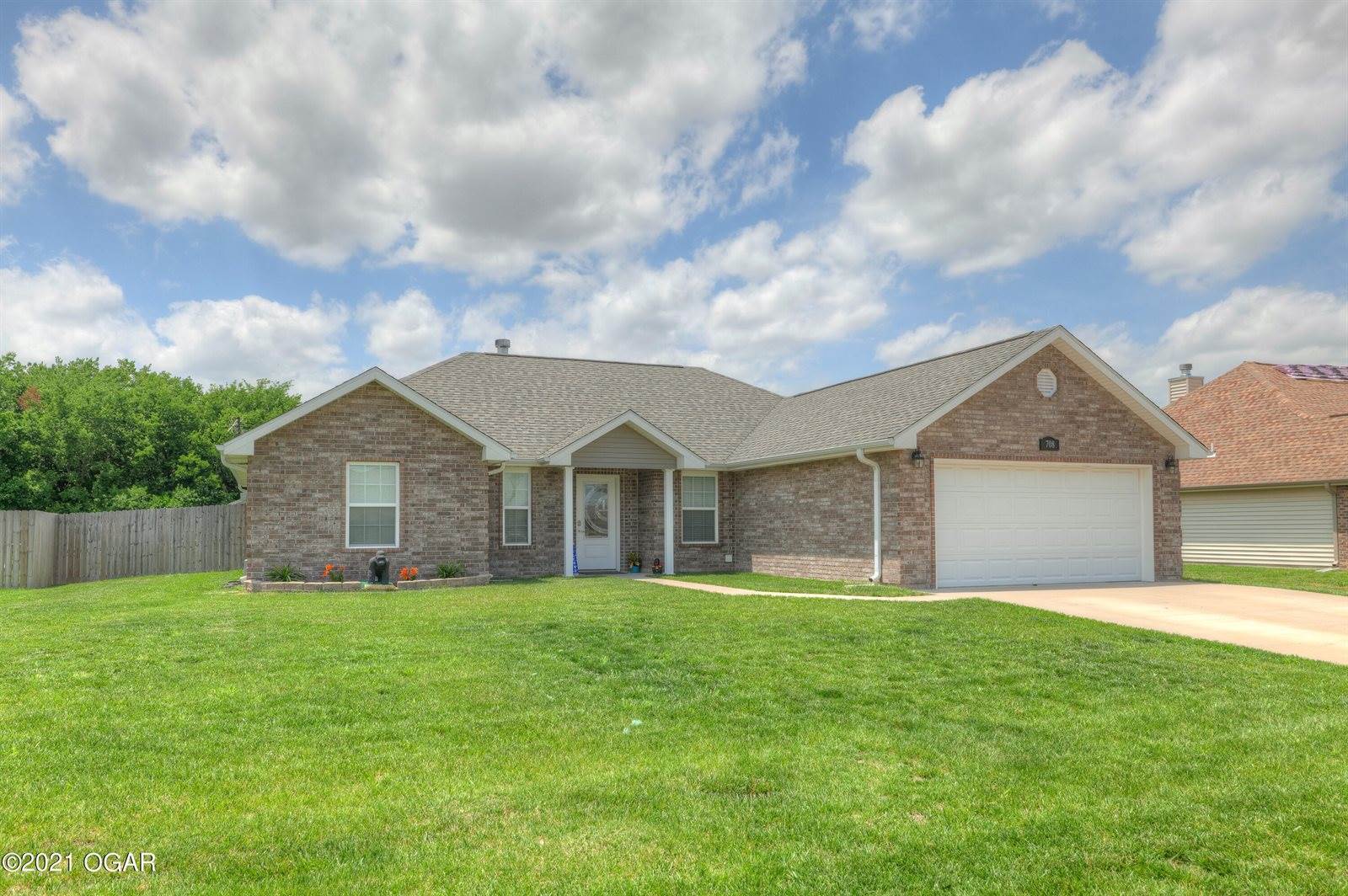 708 Elliott Drive, Carl Junction, MO 64834