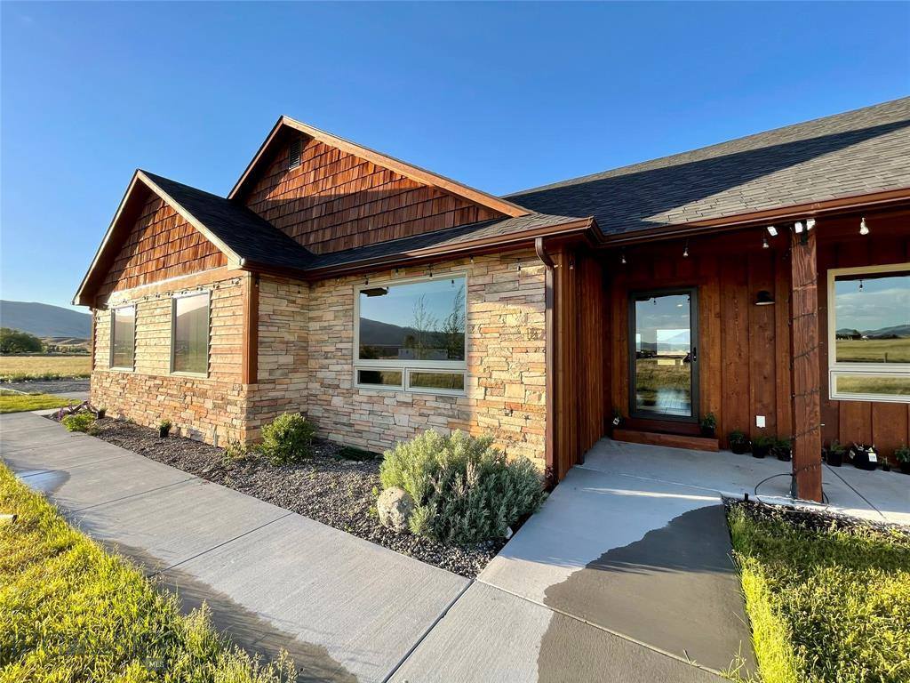 12 Appaloosa Circle, Livingston, MT 59047