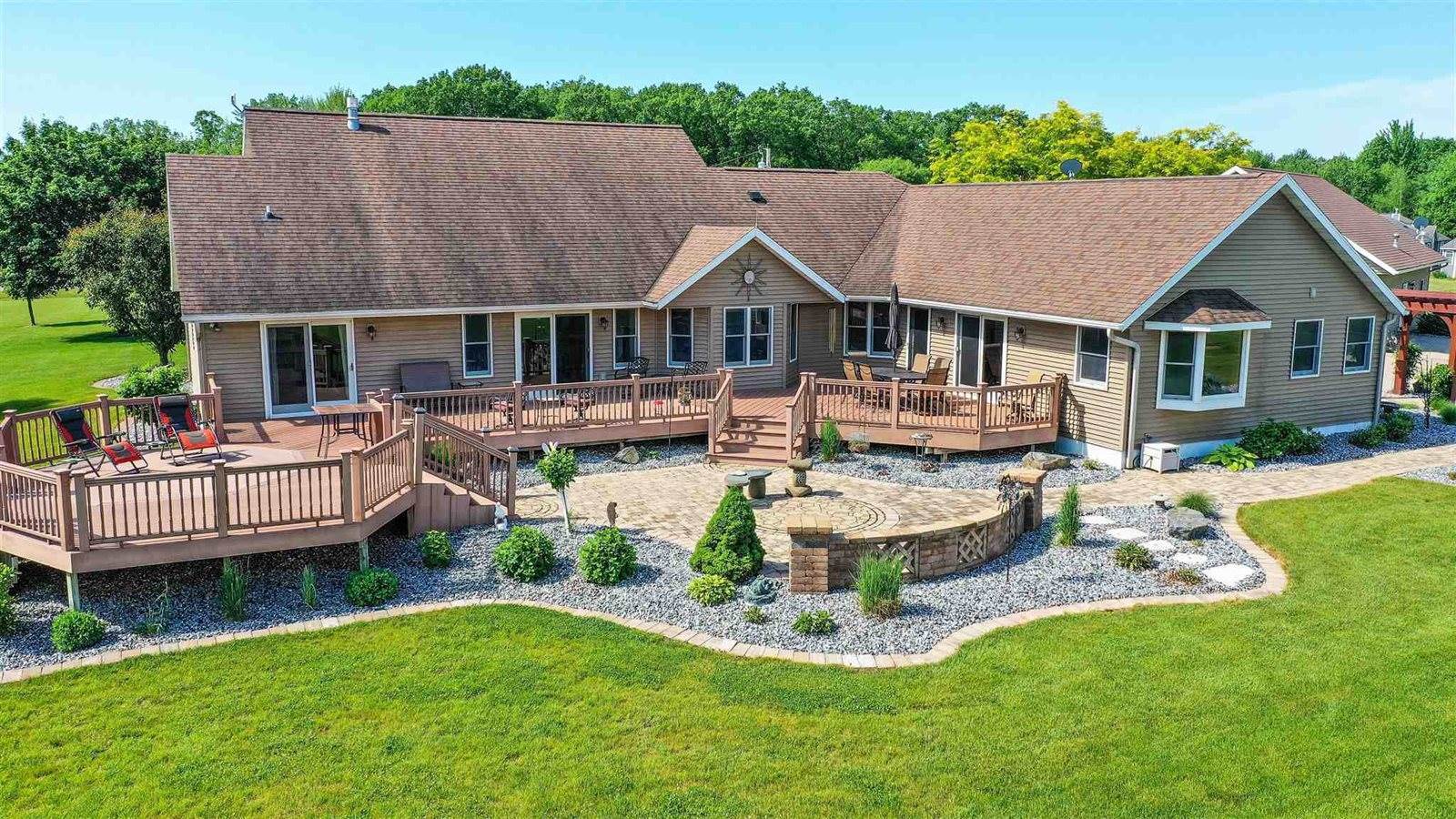 8268 Heggelund Lane, Marshfield, WI 54449