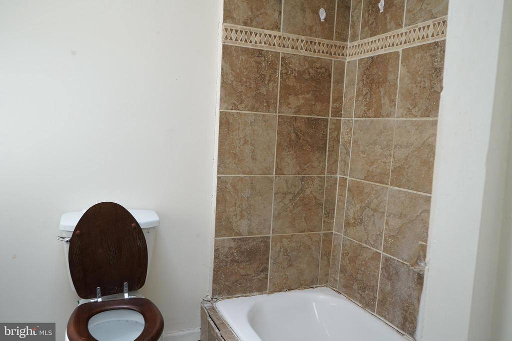 1115 Gorsuch Avenue, Baltimore, MD 21218
