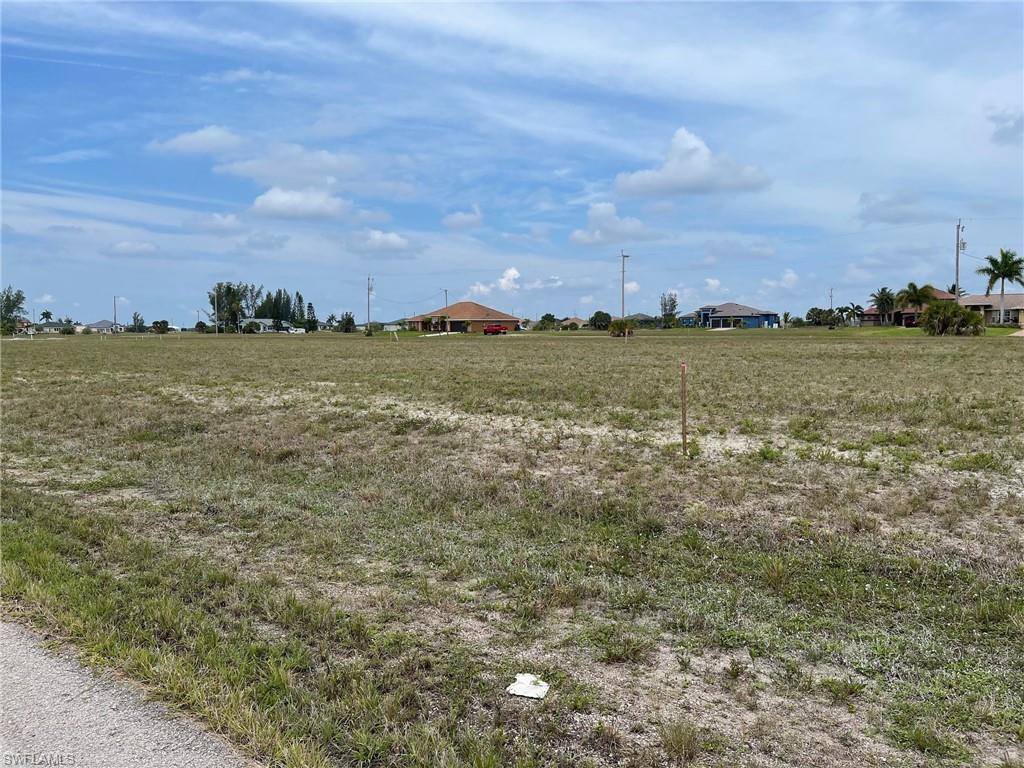 3506 NW 45th Place, Cape Coral, FL 33993