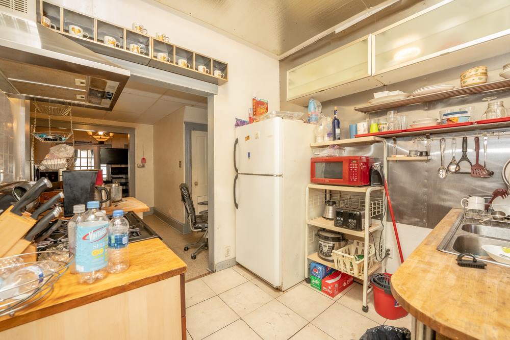 913 Stewart Pl, Elizabeth City, NJ 07202