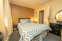 913 Stewart Pl, Elizabeth City, NJ 07202