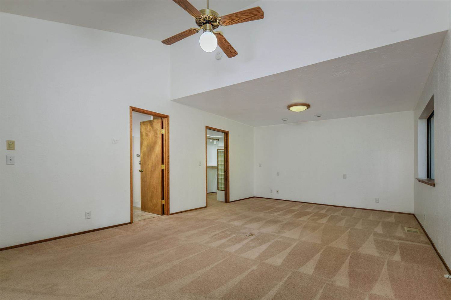 12389 Hillcrest Drive, Nevada City, CA 95959