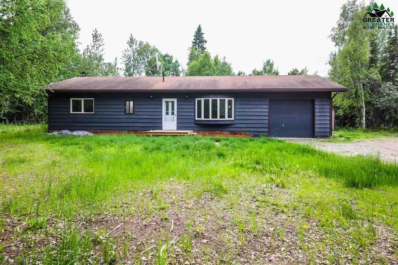 4040 Lakewood Loop, North Pole, AK 99705