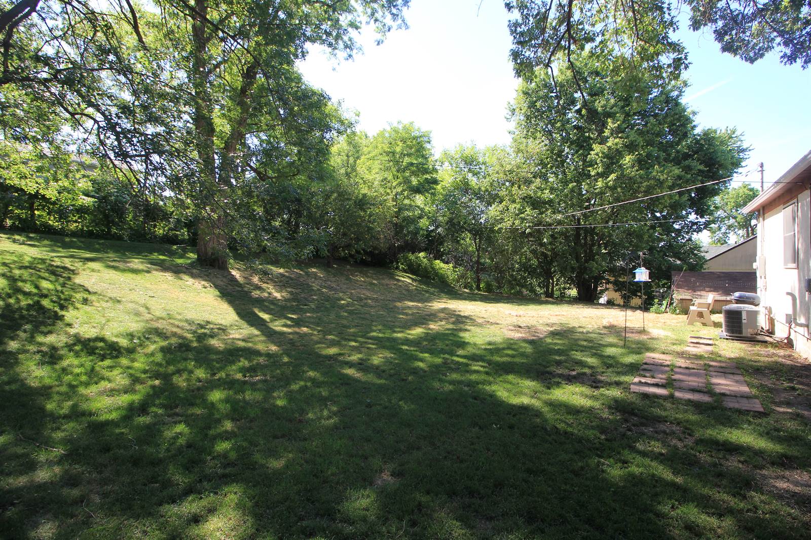 139 8th Ave S, Onalaska, WI 54650