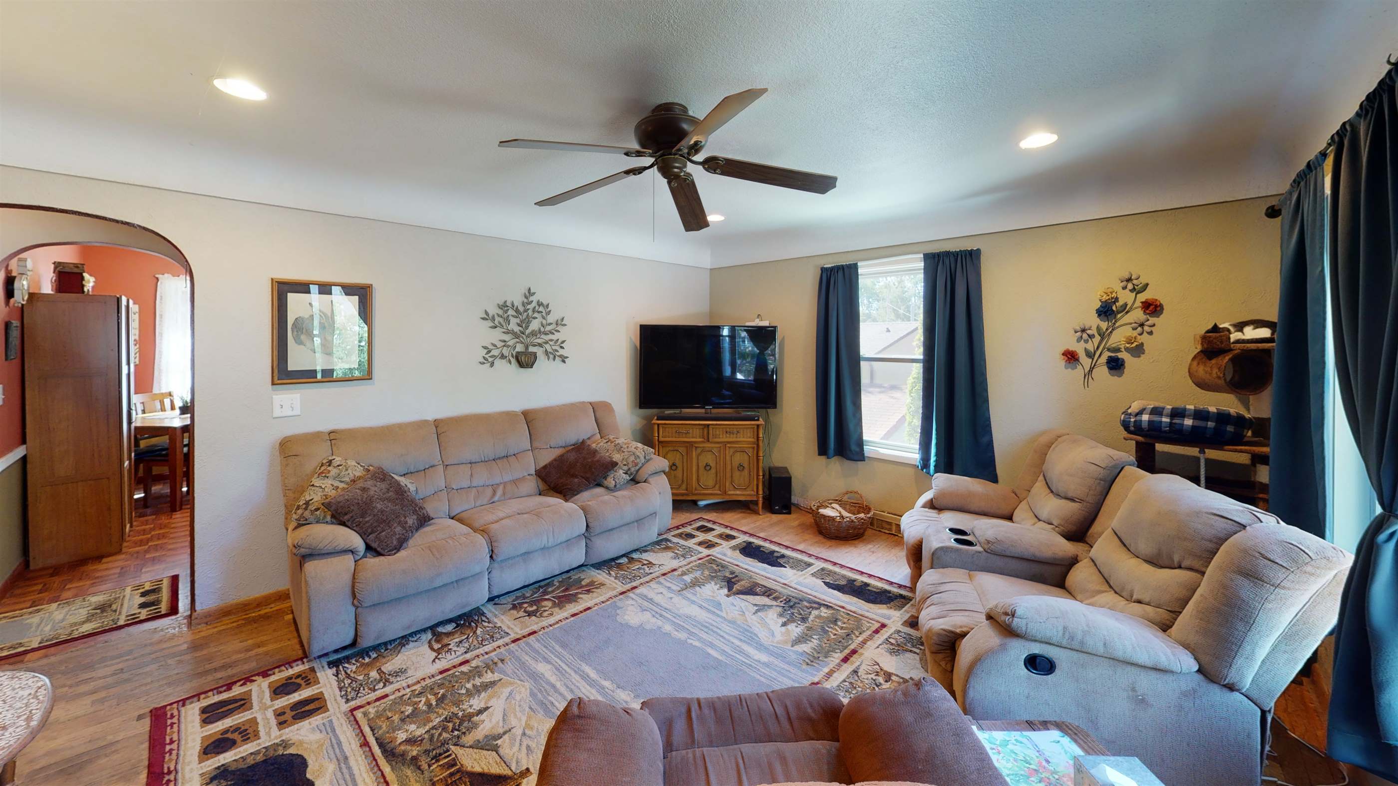 139 8th Ave S, Onalaska, WI 54650