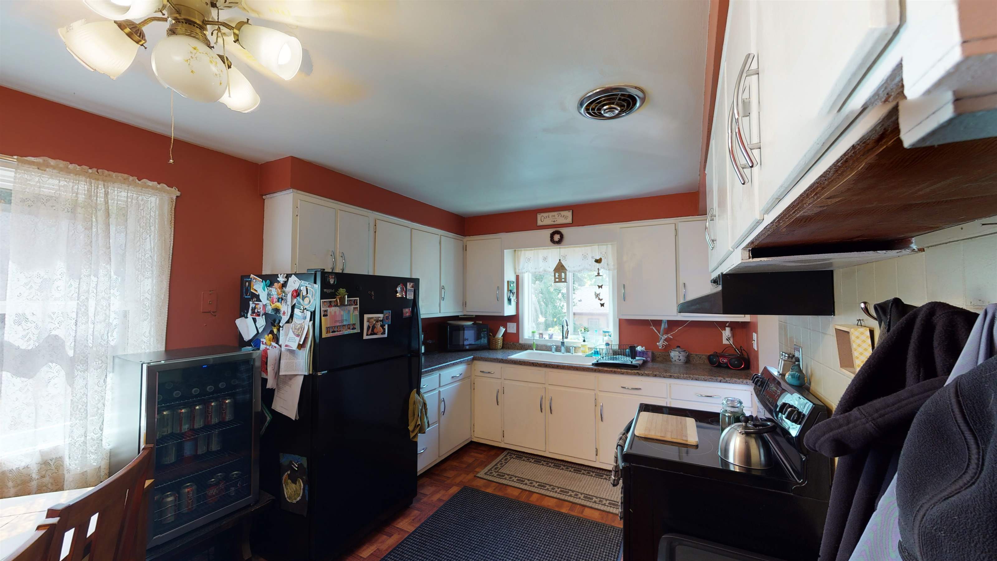 139 8th Ave S, Onalaska, WI 54650