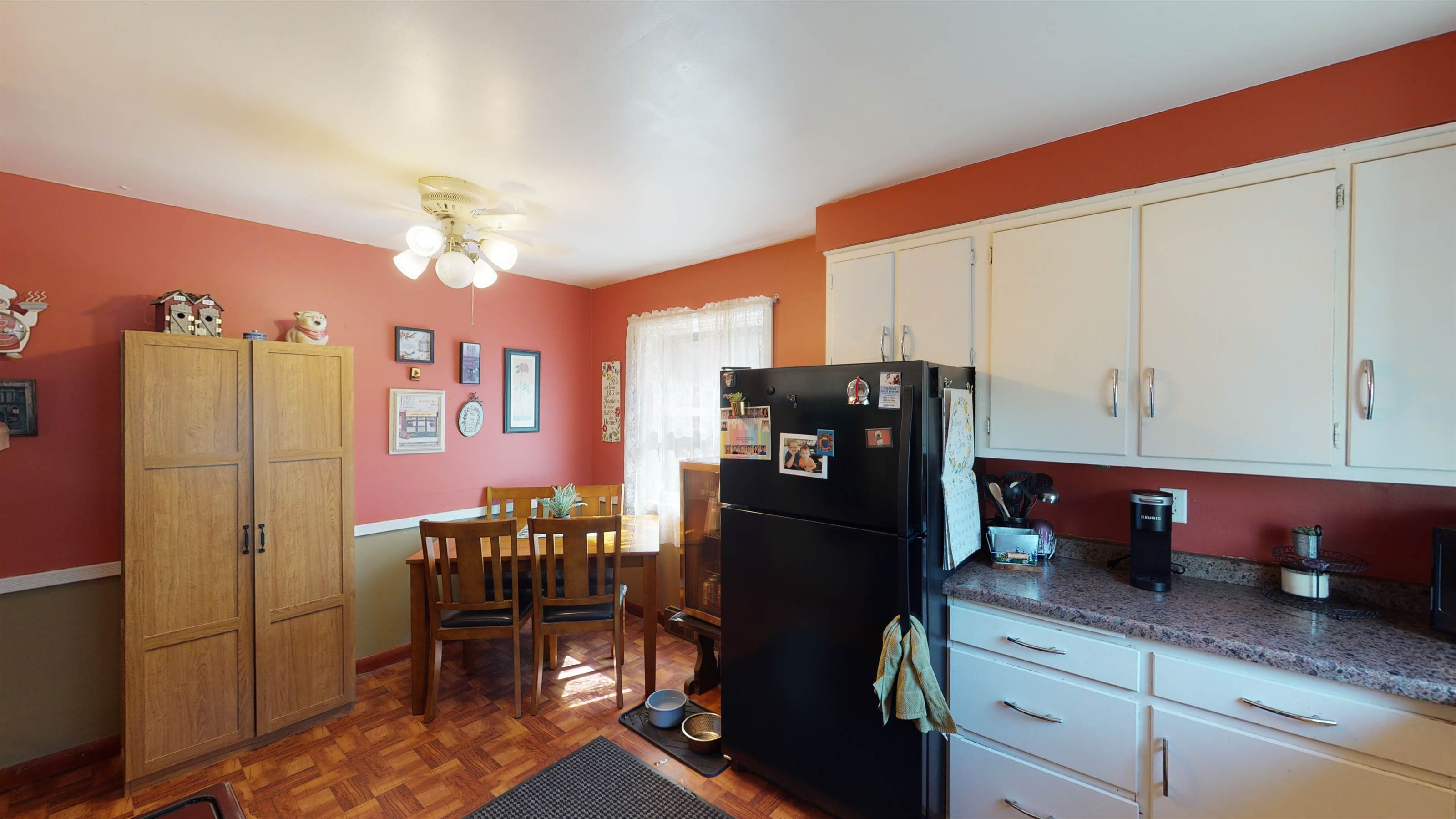 139 8th Ave S, Onalaska, WI 54650