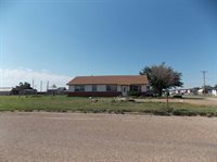 400 East Main Street, Kress, TX 79052