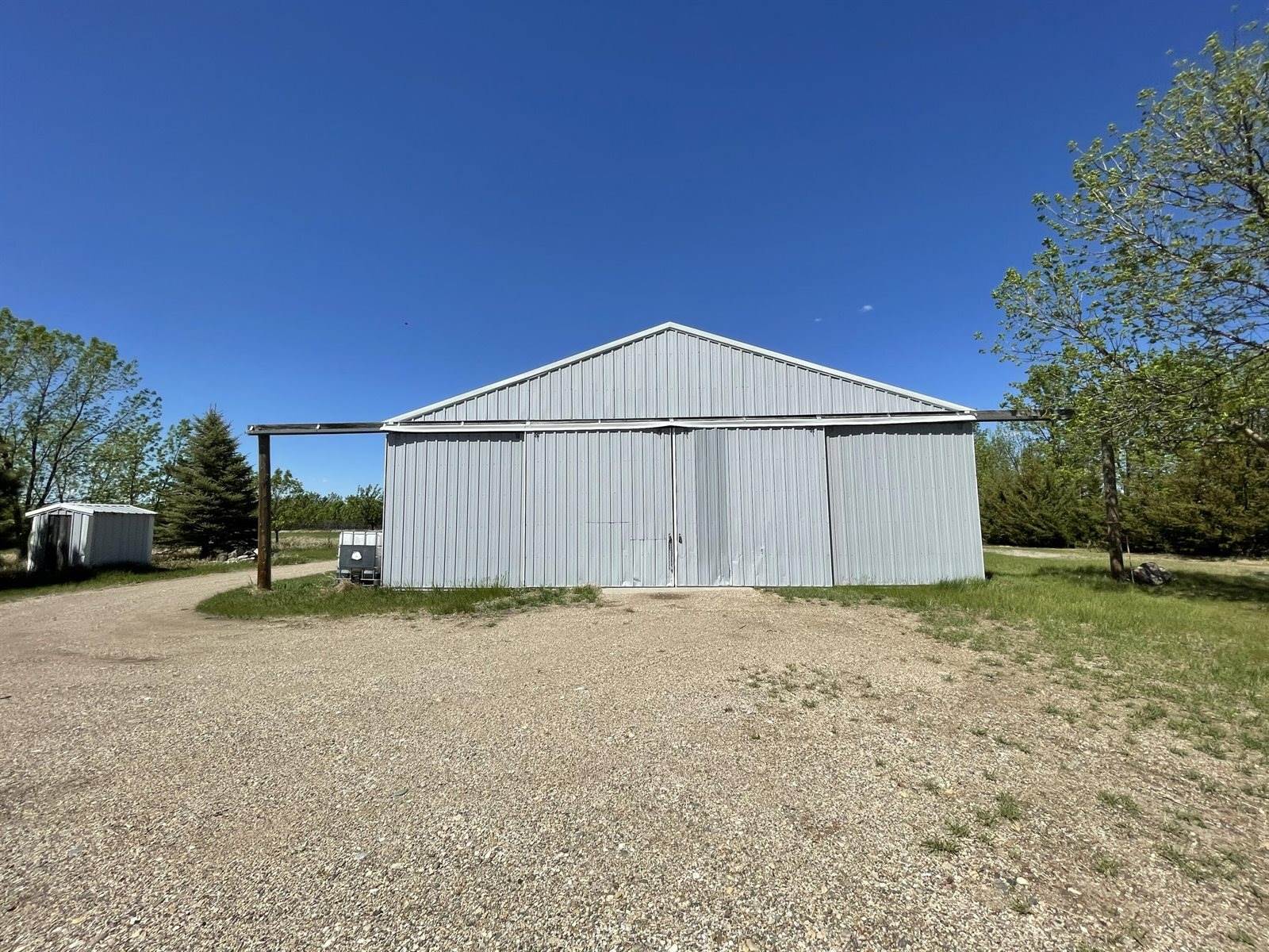 8029 Highway 1804, Linton, ND 58552