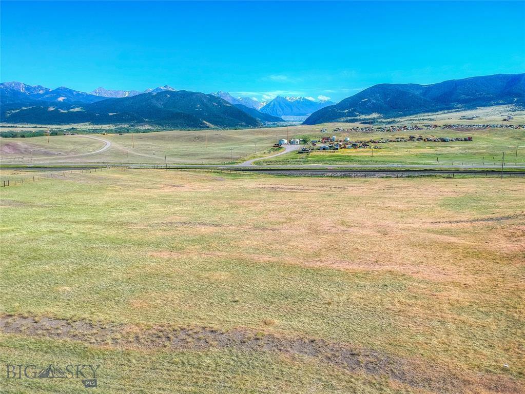 2611 Meriwether Drive South, Livingston, MT 59047