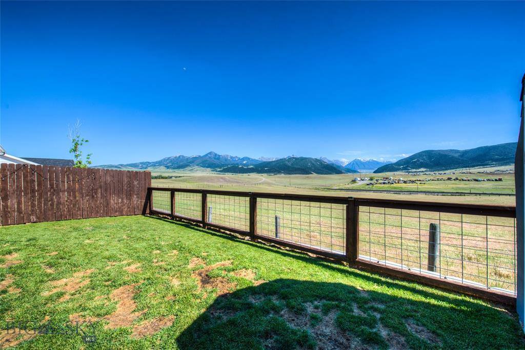 2611 Meriwether Drive South, Livingston, MT 59047