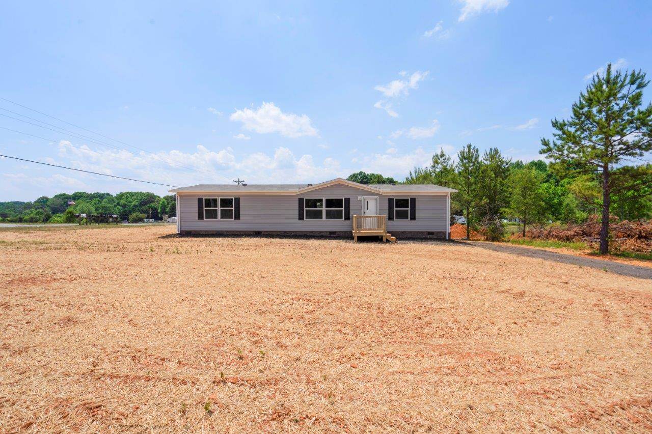 103 Tucker Rd., Statesville, NC 28677