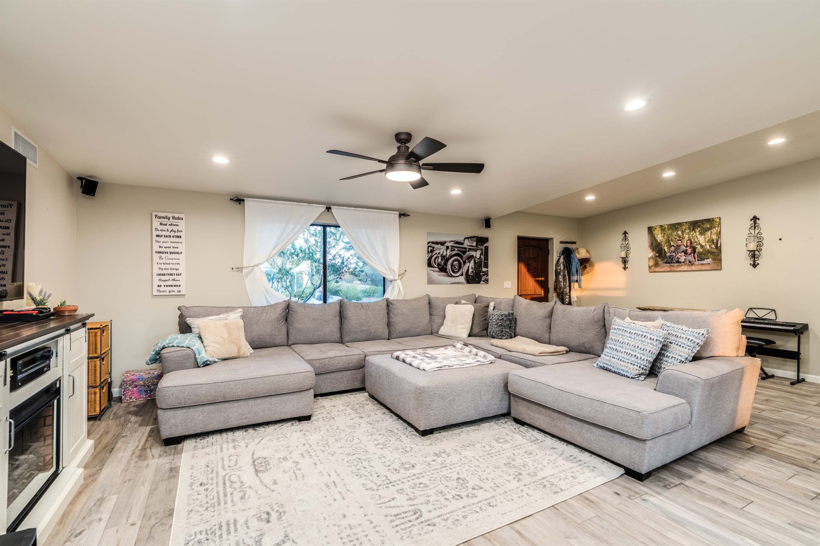 2312 W Montrose, Tucson, AZ 85741