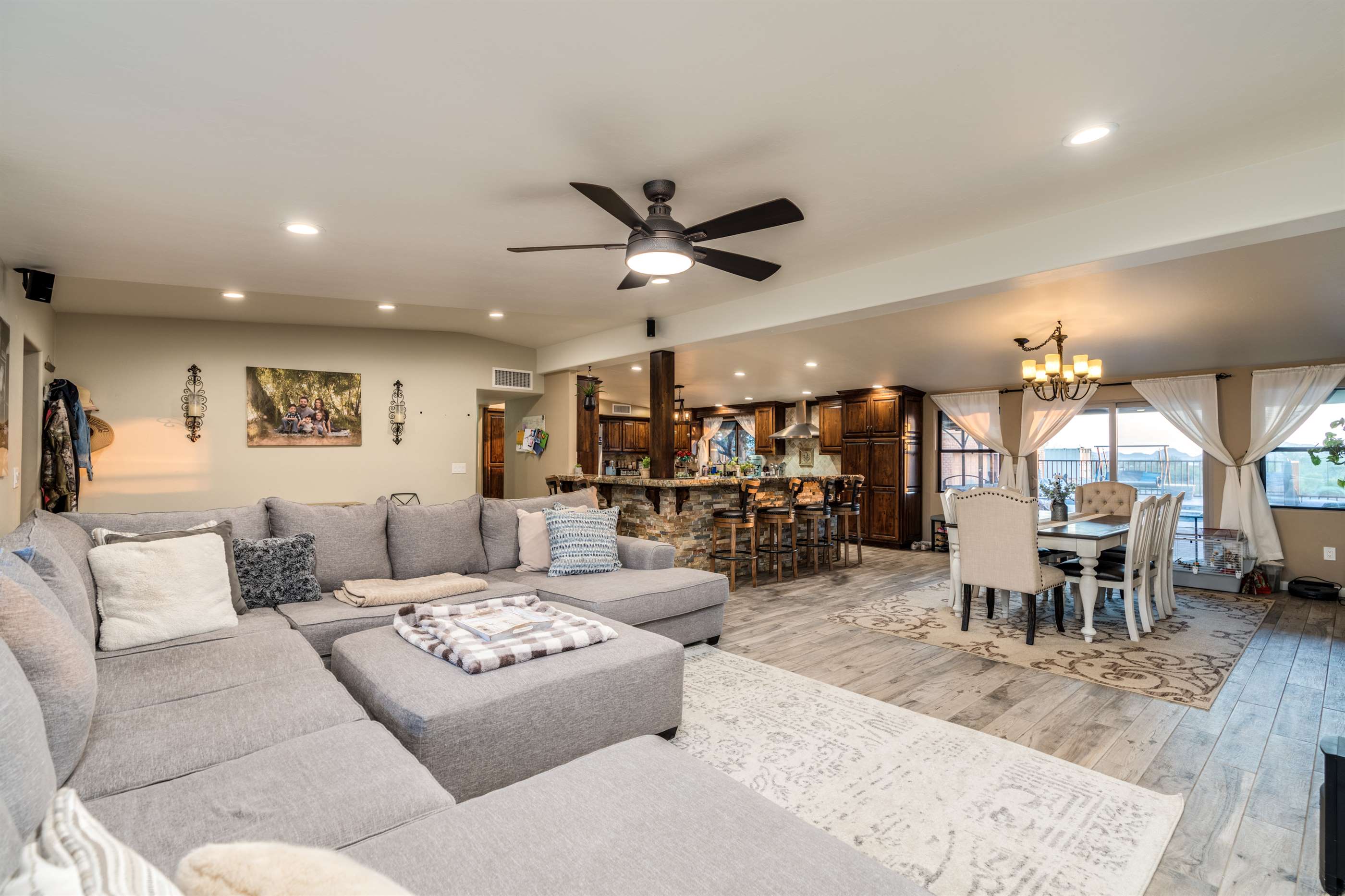 2312 W Montrose, Tucson, AZ 85741