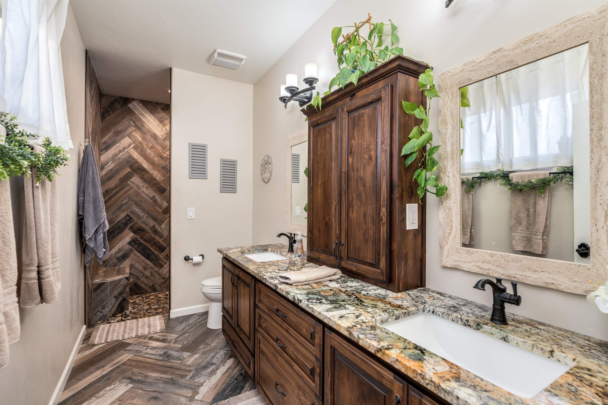 2312 W Montrose, Tucson, AZ 85741