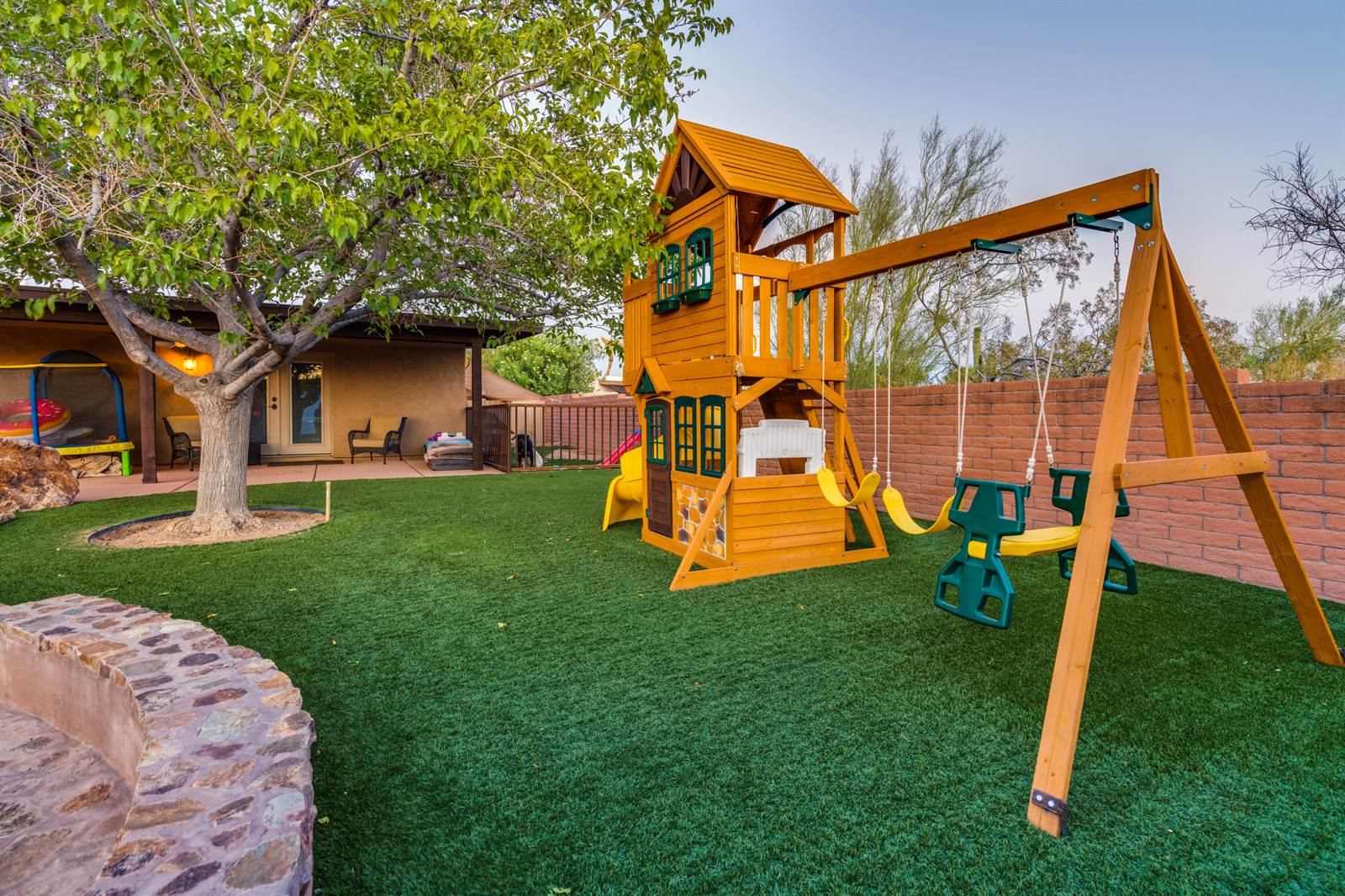 2312 W Montrose, Tucson, AZ 85741