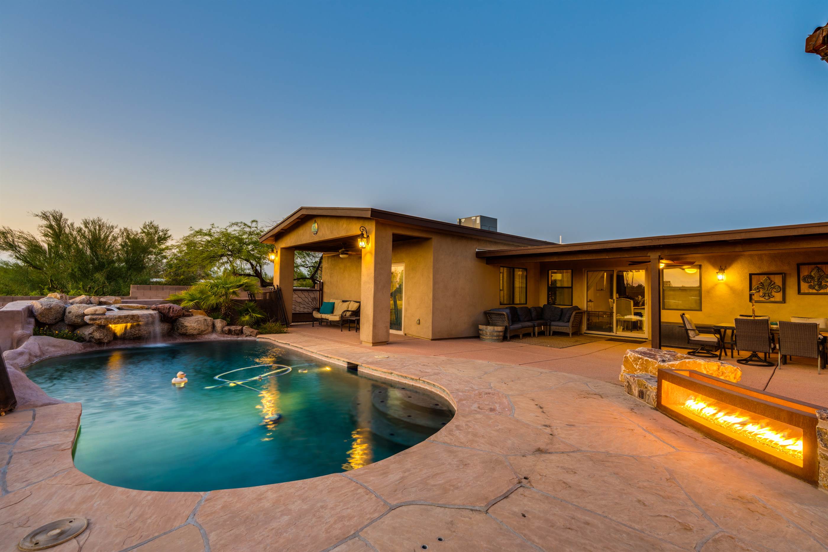 2312 W Montrose, Tucson, AZ 85741