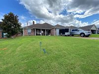 470 Magnolia Pl, Brandon, MS 39042