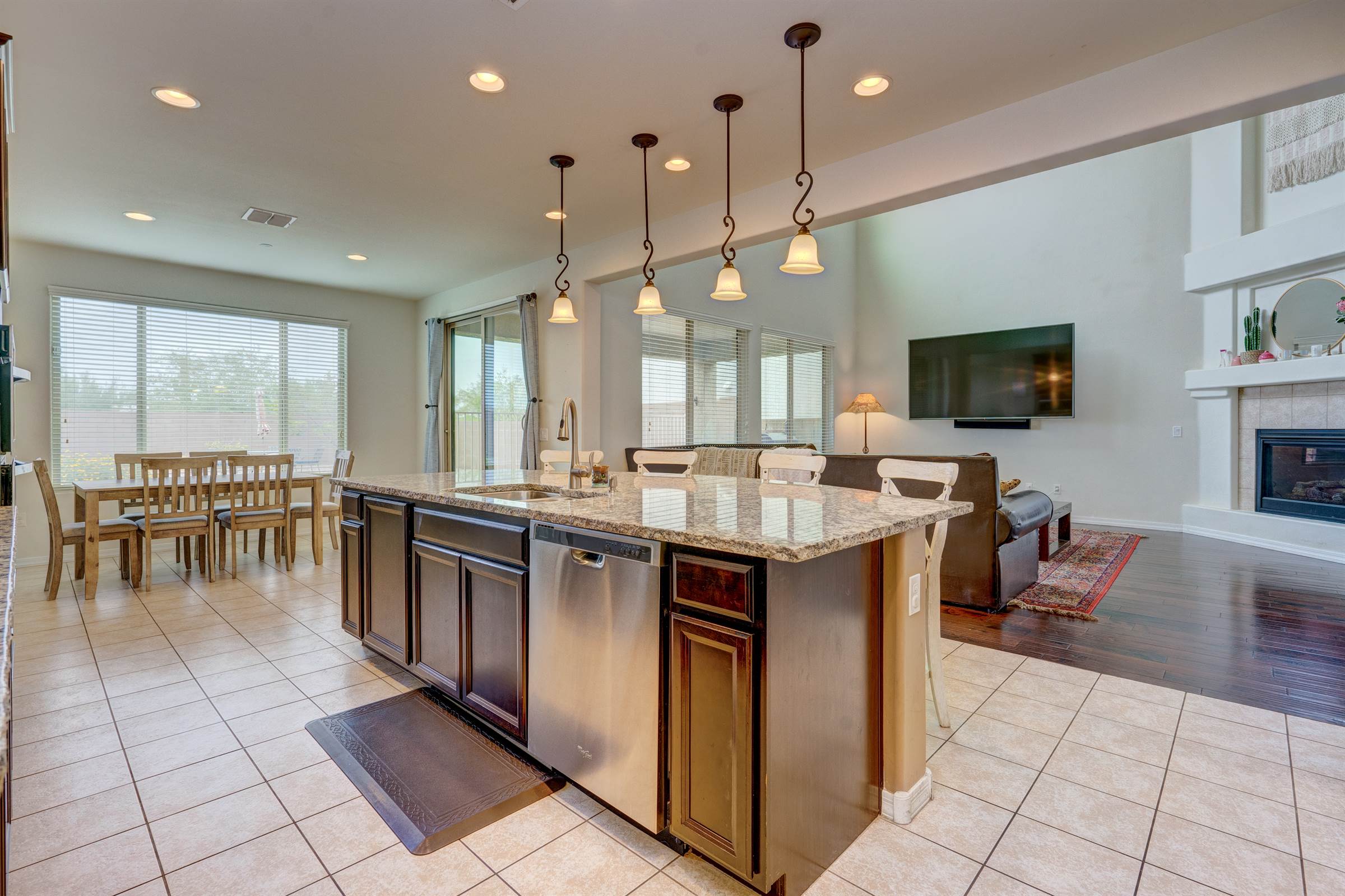 5766 S Clonmellon, Tucson, AZ 85747