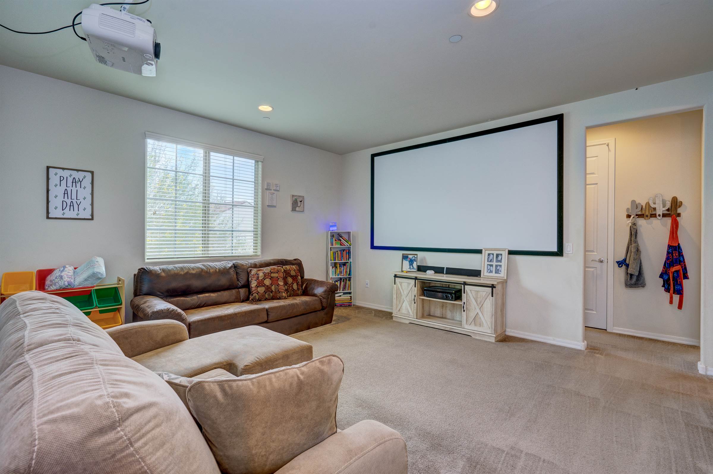 5766 S Clonmellon, Tucson, AZ 85747