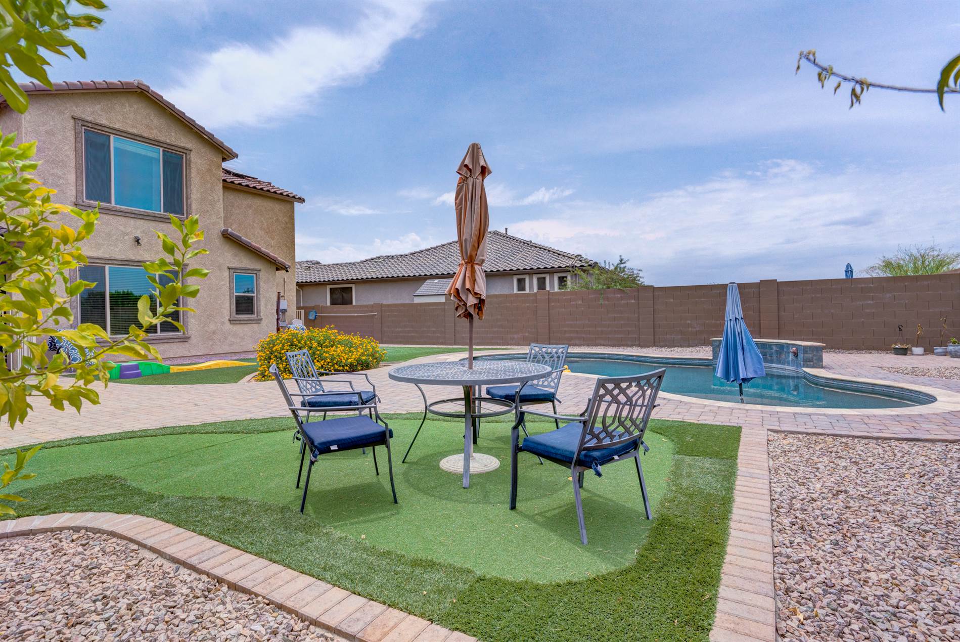 5766 S Clonmellon, Tucson, AZ 85747