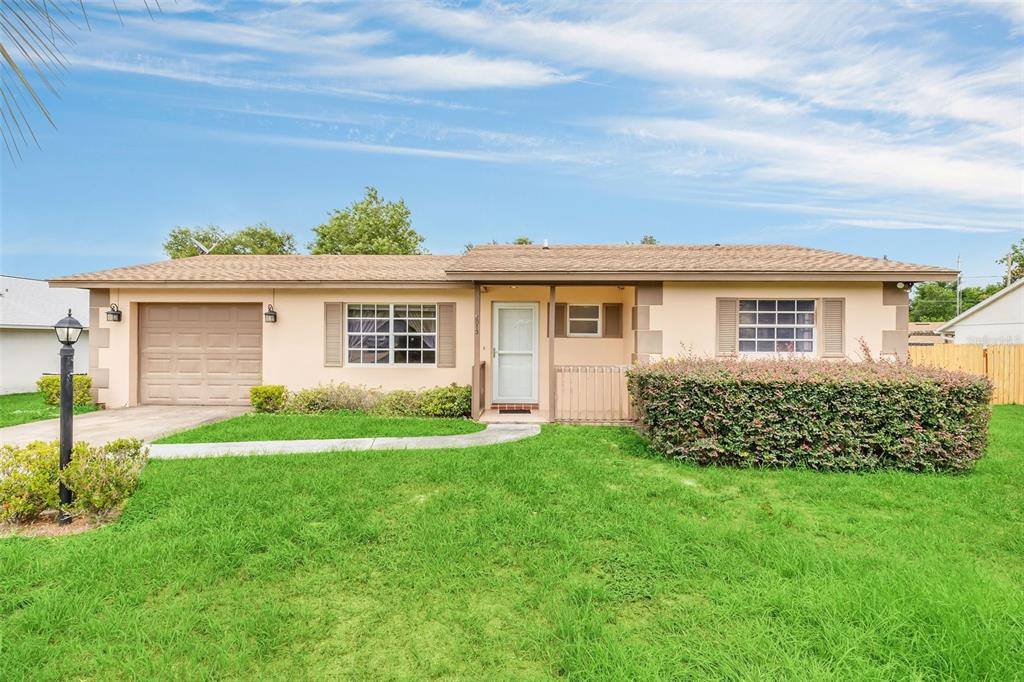 2013 Dearing Avenue, Deltona, FL 32725