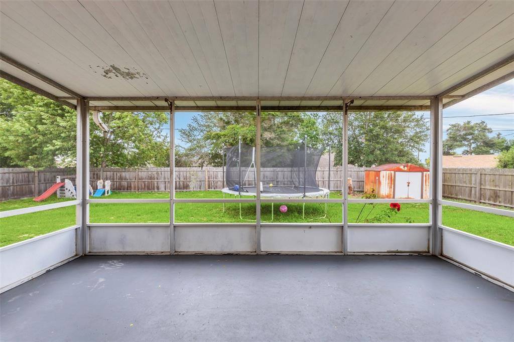 2013 Dearing Avenue, Deltona, FL 32725