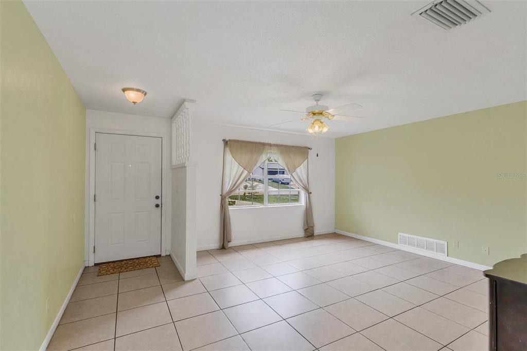 2013 Dearing Avenue, Deltona, FL 32725