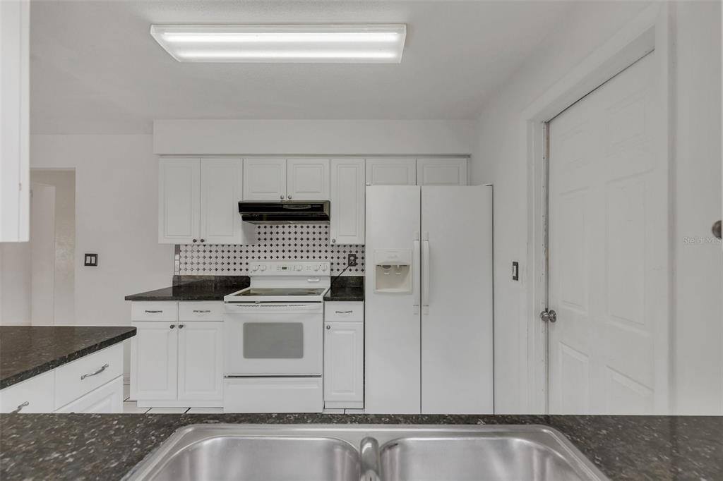 2013 Dearing Avenue, Deltona, FL 32725