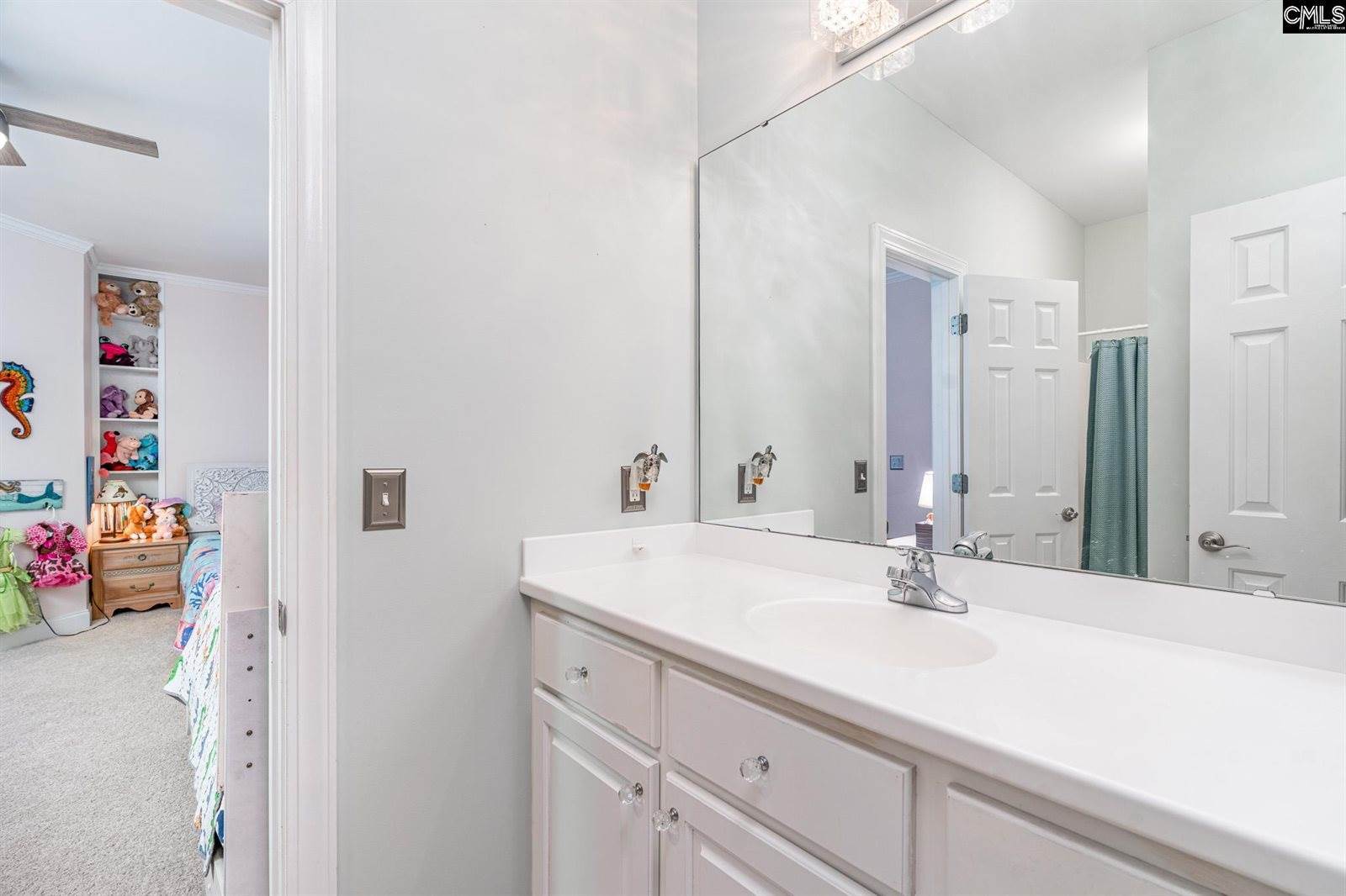 12 Sienna, Chapin, SC 29036