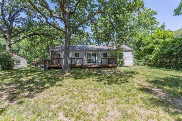 4859 Quivira Drive Lane, Shawnee, KS 66216